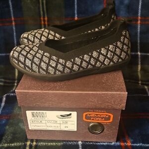 bernie mev. Kids Black and Silver Dress Shoes